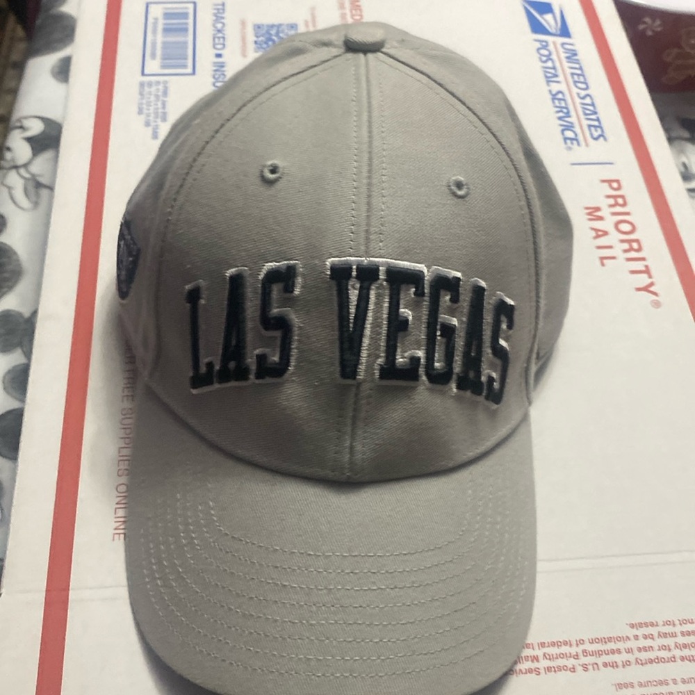 🖤🆕🏈Las Vegas Raiders  ‘47 Clean Up Adjustable Hat - OSFM Gray, “Las Vegas”